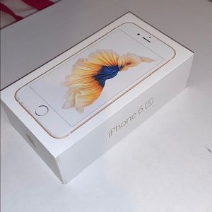 Gold iPhone 6s Barely Used Great Condition! 64 gb